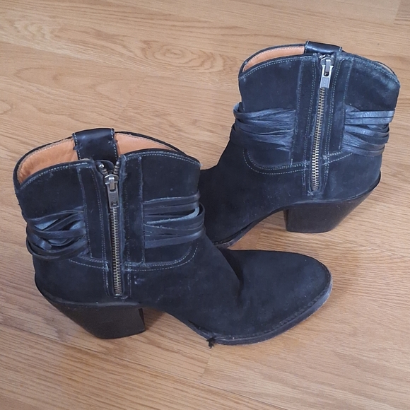 LUCCHESE Robyn Suede Ankle Bootie Boot Black 7.5 - Picture 4 of 16